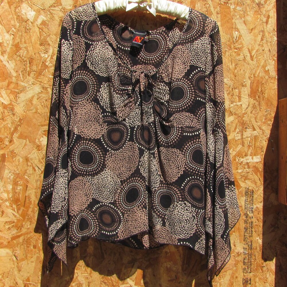 Adrienne Vittadini Rayon Graphic Blouse Size 6 Bohemian Hippie Spring Summer